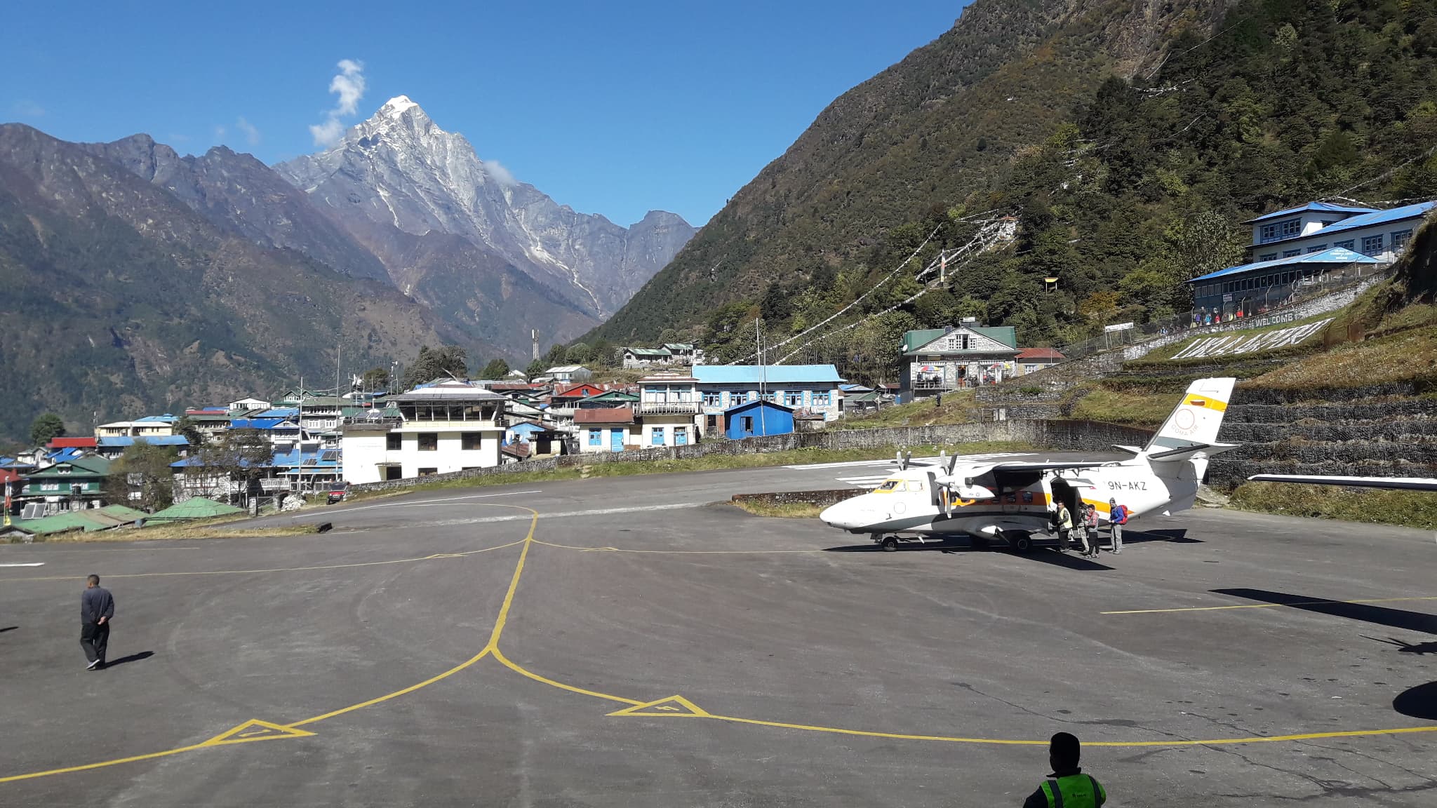 Luxury Trek to Everest View